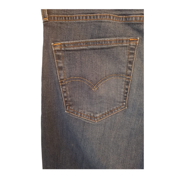LEVI STRAUSS & CO. 559 Men’s Straight Blue Jeans Size 34x30 - Picture 6 of 8